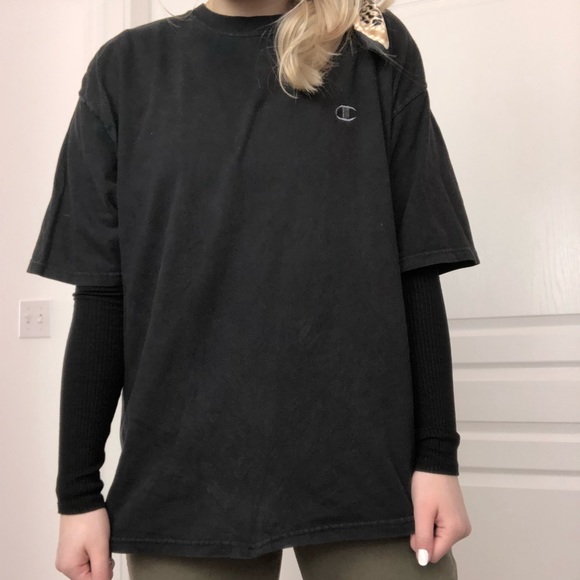 BLACK CHAMPION TEE - Picture 3 of 4